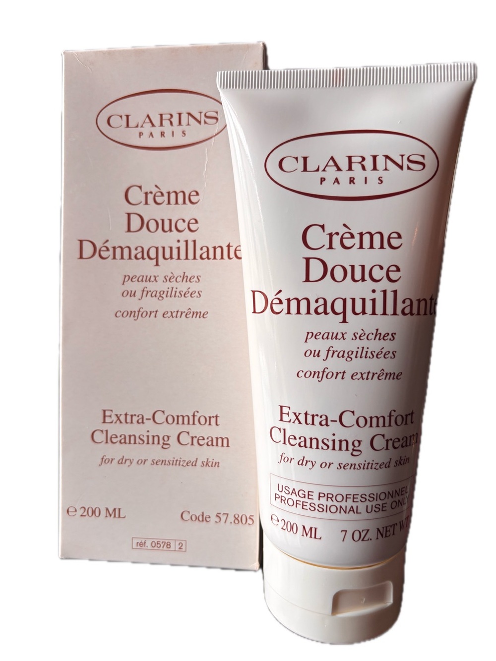 Clarins Extra-Comfort Cleansing Cream — Salon Size. 6.92 oz.
